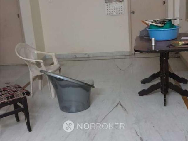 2 BHK Flat For Sale In South India Shopping Mall
