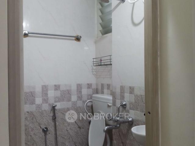 2 BHK Flat In Mukund Apartment, Victoria Layout, Victoria La