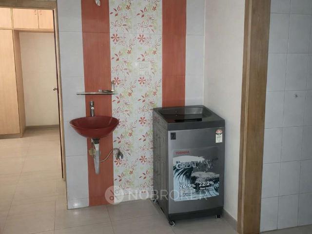 2 BHK Flat In Mulund Tulip Chs, Mulund West For Sale In Tulip Apt, Asha Nagar, Mulund West, Mumbai, Maharashtra 400080, India