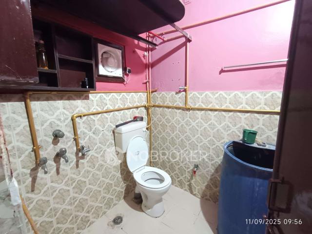 2 BHK Flat In Mythri Apartments For Sale In Lakdikapul