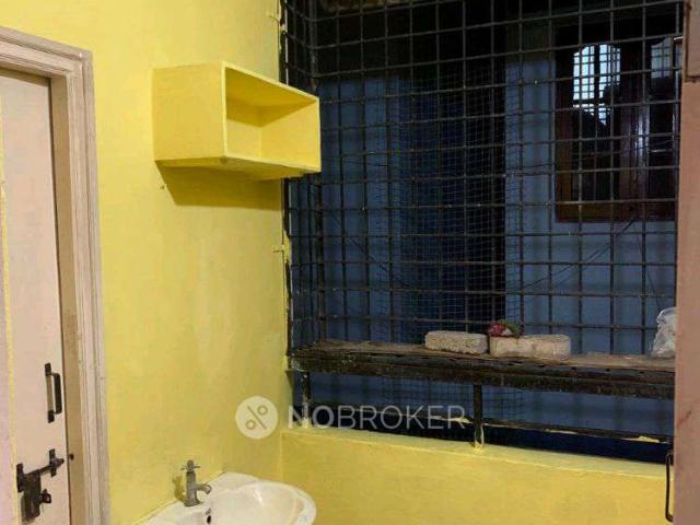 2 BHK Flat In Mythri Lake Front Apartment, Pragathi Nagar fo