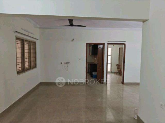 2 BHK Flat In Madhu Park Ridge for Rent In Langar Houz