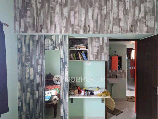 2 BHK Flat In Madurai Veeran Flat, Manapakkam For Sale In Krishna Nagar Periyar Road, Manapakkam