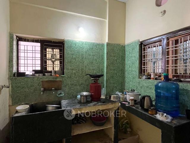 2 BHK Flat In Maha Gowli Rukmaji Towers for Rent In Sbi Branch Nanakramguda