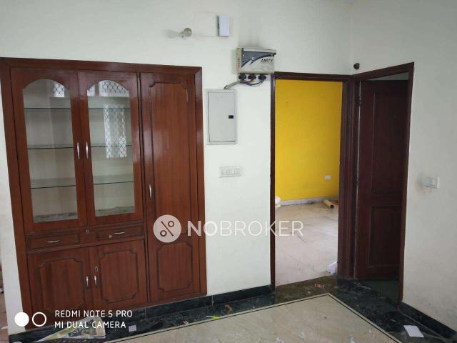 2 BHK Flat In Mahagun Manor For Sale In Sector 50
