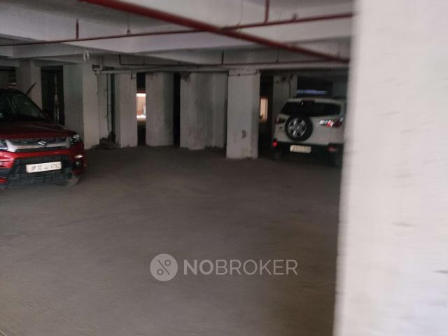 2 BHK Flat In Mahagun Mantra I, Sector 10 for Rent In Sector 10