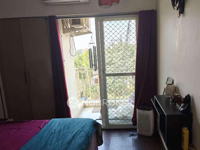 2 BHK Flat In Mahagun Mantra Ii For Sale In Sector 10