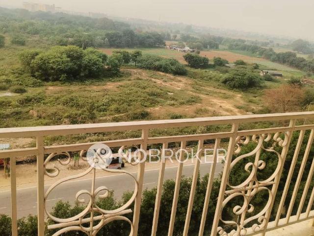 2 BHK Flat In Mahagun Mantra Ii For Sale In Sector 10