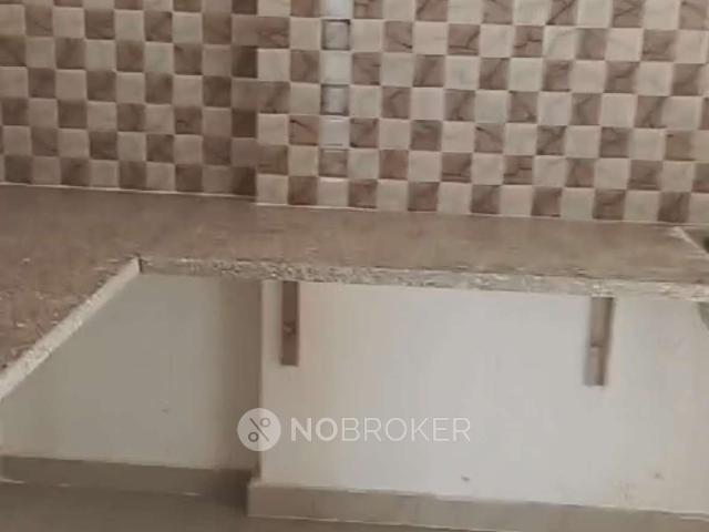 2 BHK Flat In Mahagun Mantra 2 for Rent In Vaidpura