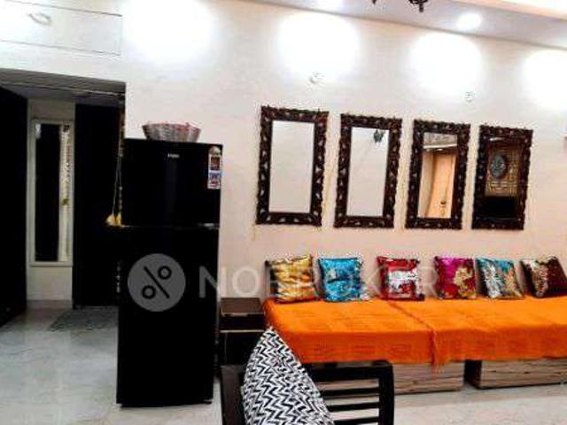 2 BHK Flat In Mahamanav Sidhartha Apartment for Rent In Paschim Vihar