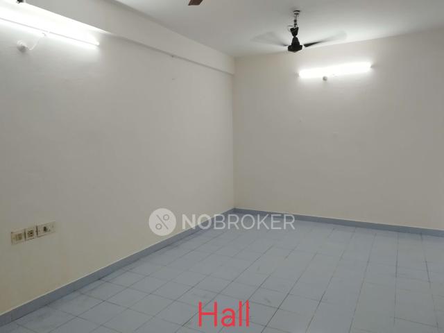 2 BHK Flat In Maheswari Towers, Banjara Hills For Sale In B