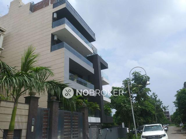 2 BHK Flat In Malibu Town for Rent In Sector 47
