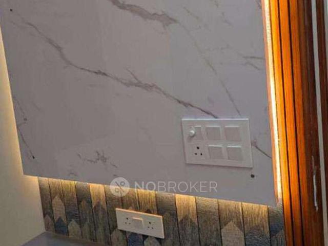 2 BHK Flat In Manokamna Apartment for Rent In Uttam Nagar
