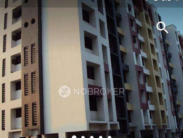 2 BHK Flat In Mangal Krupa Housing Society For Sale In Malad East