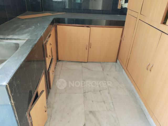 2 BHK Flat In Mani Plaza For Sale In Bhoiguda
