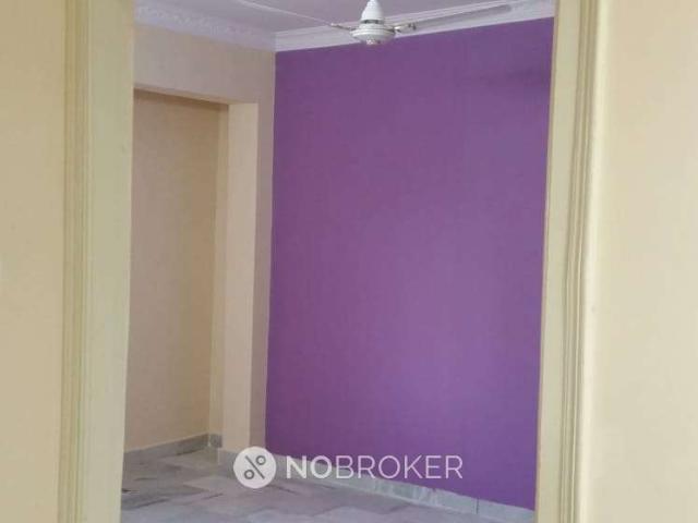 2 BHK Flat In Manzil for Rent In Toli Chowki
