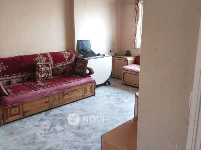 2 BHK Flat In Masalawala Building For Sale In Andheri Wes