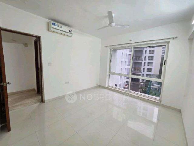 2 BHK Flat In Marvel Azure for Rent In Hadapsar