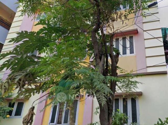 2 BHK Flat In Meghana Arcade, Pragathi Nagar