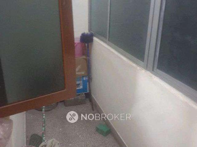 2 BHK Flat In Meenakshi Apartment, Chrompet For Sale In 301