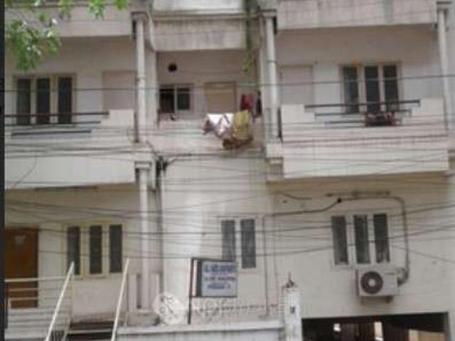 2 BHK Flat In Mg Naidu Apartment For Sale In Barkatpura