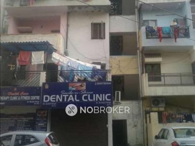 2 BHK Flat In Mig Flat For Sale In Dilshad Garden