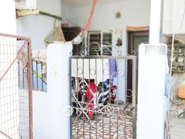 2 BHK Flat In Mig Flats for Rent In Vikaspuri