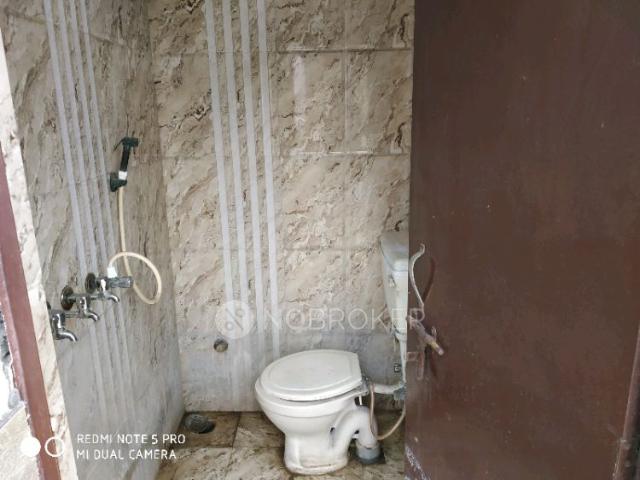 2 BHK Flat In Mig Pratap Vihar Ghaziabad for Rent In Pratap Vihar