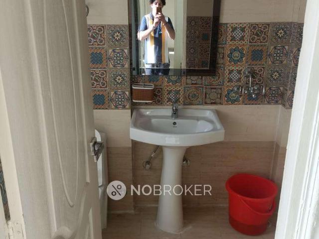 2 BHK Flat In Migsun Twinz For Sale In Eta Ii