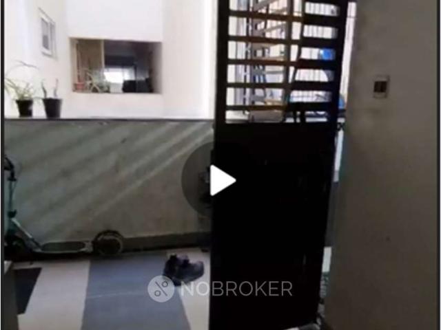 2 BHK Flat In Navanaami Platina, Thanisandra Main Road For Sale In Thanisandra Main Road