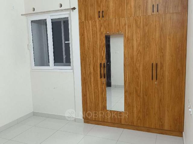 2 BHK Flat In Navins Starwood, Medavakkam for Rent In Medav