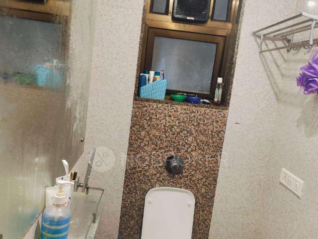 2 BHK Flat In Neminath Luxeria Lokhandwala, Andheri West for