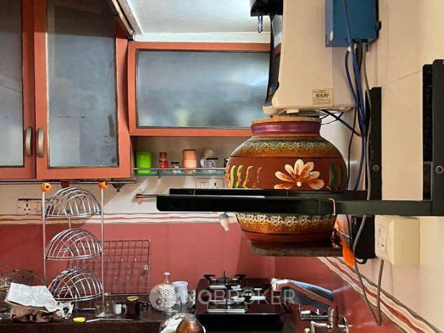 2 BHK Flat In Nilanjana Chs For Sale In Malad West