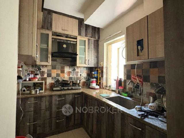 2 BHK Flat In Nimbus Express Parkview 2 for Rent In Chi