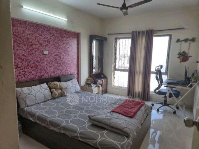 2 BHK Flat In Nirmal Township, Hadapsar for Rent In Hadapsa
