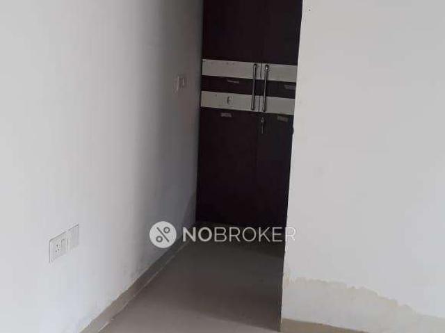 2 BHK Flat In Nirala Estate For Sale In Techzone 4