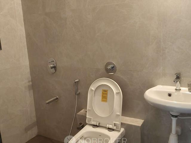 2 BHK Flat In Oxford Navrang Crystal For Sale In Goregaon W
