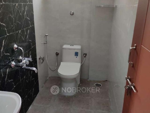 2 BHK Flat In Oakstone Lakeview Apartment for Rent In Varthur