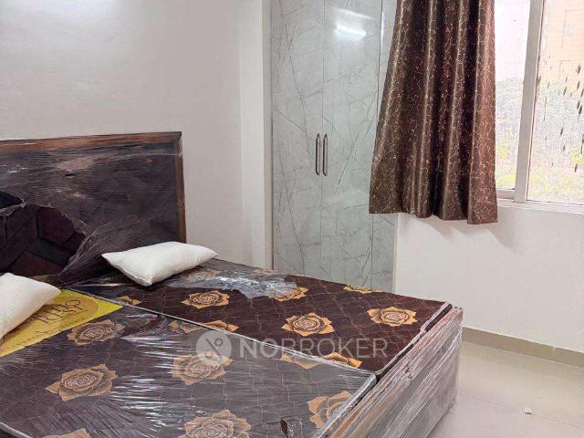 2 BHK Flat In Oasis Grandstand Yamuna Expressway for Rent I