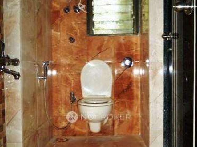 2 BHK Flat In Om Asha Niketan For Sale In Malad East