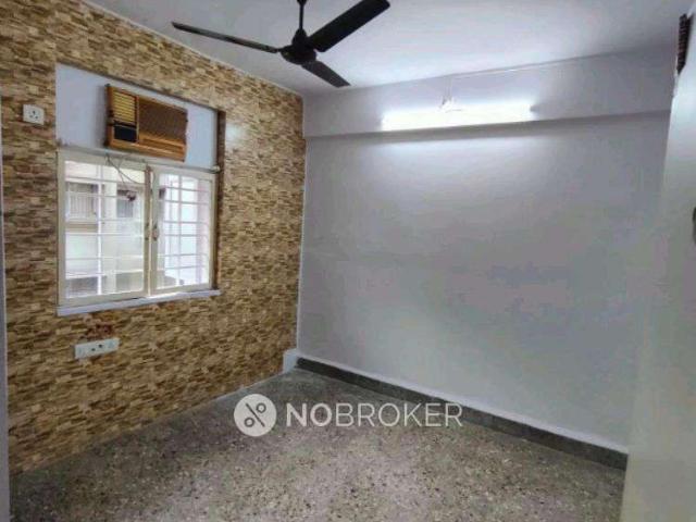 2 BHK Flat In Omsatyavinayak Chs For Sale In Borivali West