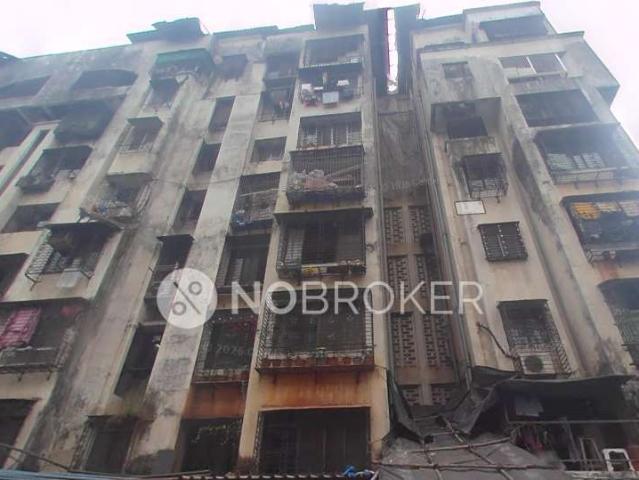 2 BHK Flat In Avon Plaza Chs Ltd For Sale In Kandivali Eas