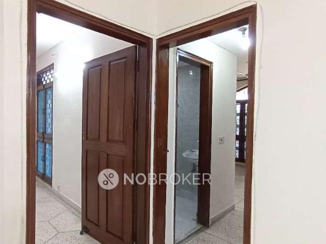 2 BHK Flat In Aashrya Chgs for Rent In Sector 10a