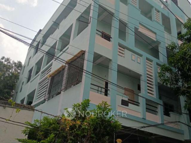 2 BHK Flat In Aarzoo Apartment, Sripuram Colony for Rent In Old Malakpet
