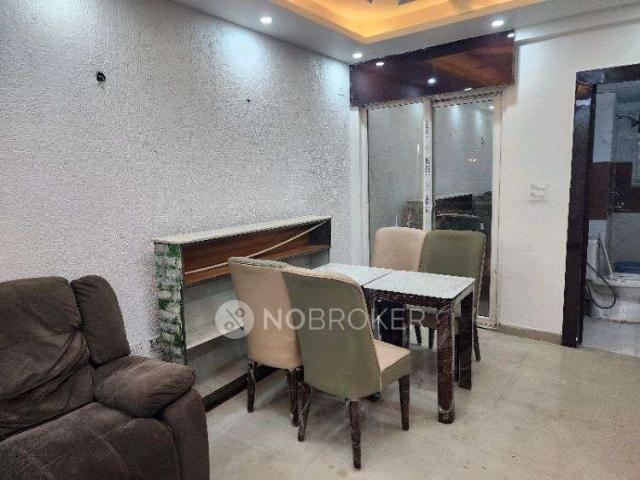 2 BHK Flat In Aims Central Plaza for Rent In Sector 4