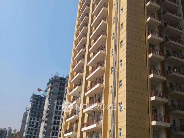 2 BHK Flat In Aims Green Avenue For Sale In Sector 4
