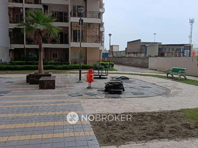 2 BHK Flat In Ajnara Le Garden For Sale In Sector 16 B