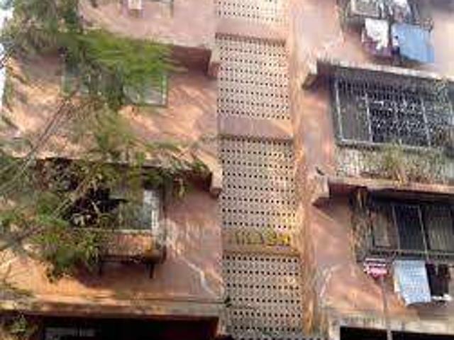 2 BHK Flat In Akash Co Operative Housing Society For Sale In Malad West