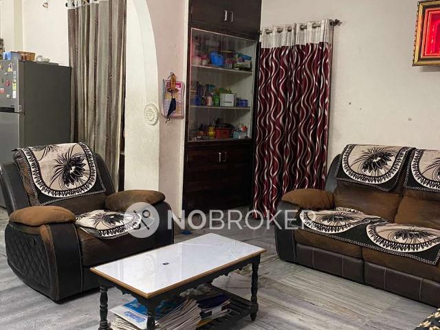 2 BHK Flat In Aladdin Mansion For Sale In Prakash Nagar, Begumpet