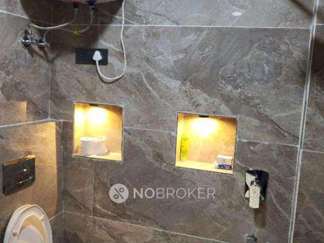 2 BHK Flat In Ali For Sale In Khirki Extension